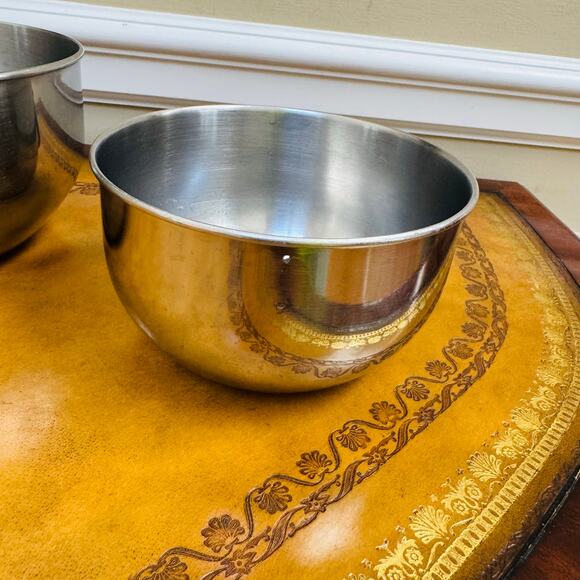 Farberware Stainless Steel 2 Piece Nesting Mixing Bowl Set Thumb Rings - Picture 9 of 9